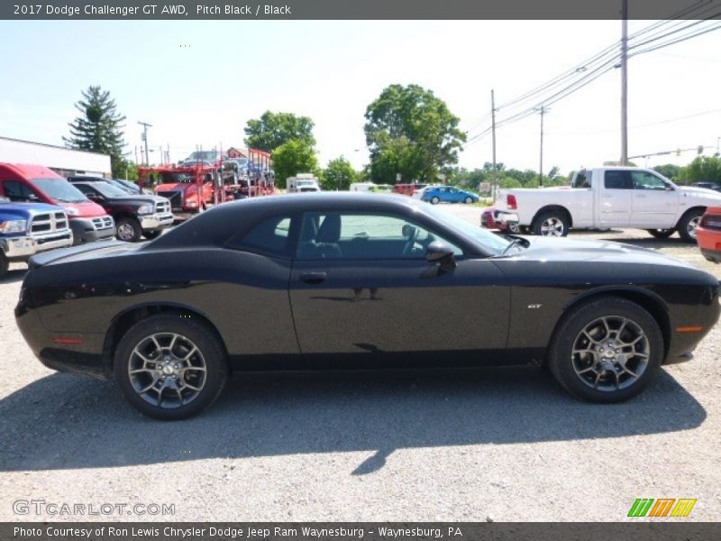 Pitch Black / Black 2017 Dodge Challenger GT AWD