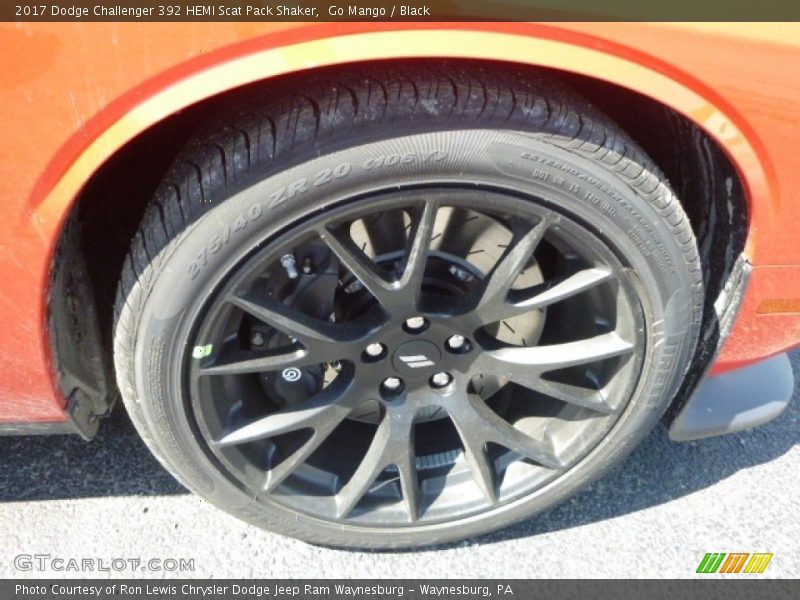 Go Mango / Black 2017 Dodge Challenger 392 HEMI Scat Pack Shaker