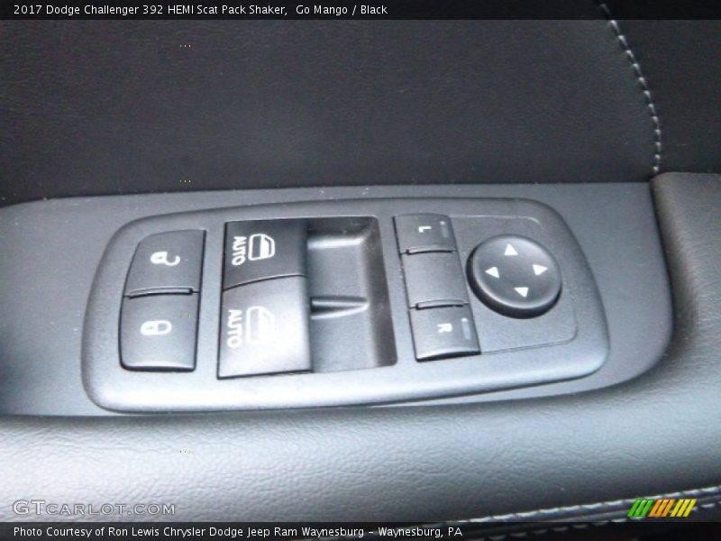 Go Mango / Black 2017 Dodge Challenger 392 HEMI Scat Pack Shaker