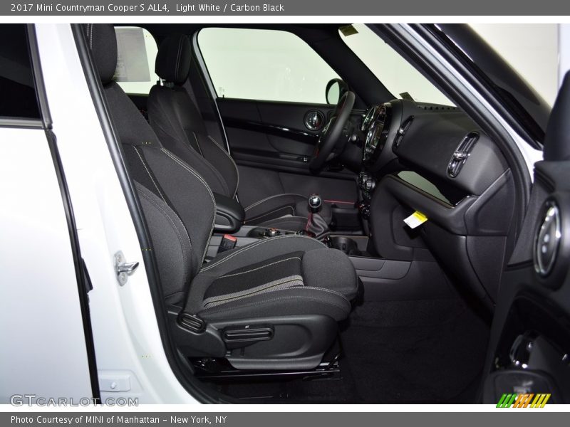Light White / Carbon Black 2017 Mini Countryman Cooper S ALL4