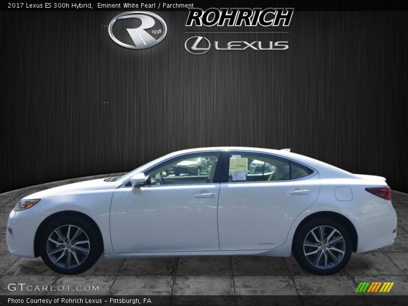 Eminent White Pearl / Parchment 2017 Lexus ES 300h Hybrid