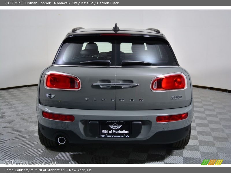 Moonwalk Grey Metallic / Carbon Black 2017 Mini Clubman Cooper