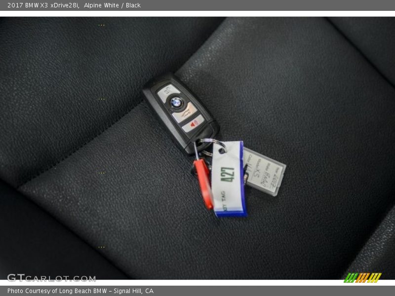 Alpine White / Black 2017 BMW X3 xDrive28i