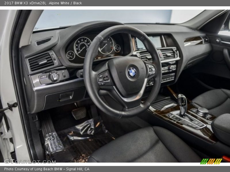 Alpine White / Black 2017 BMW X3 xDrive28i