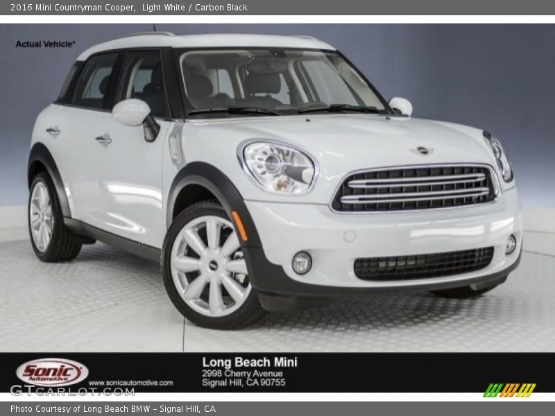 Light White / Carbon Black 2016 Mini Countryman Cooper