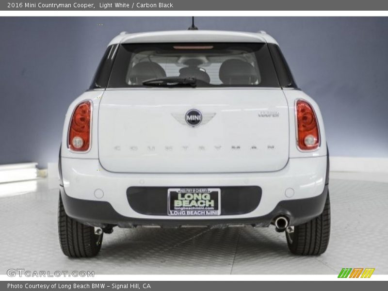 Light White / Carbon Black 2016 Mini Countryman Cooper