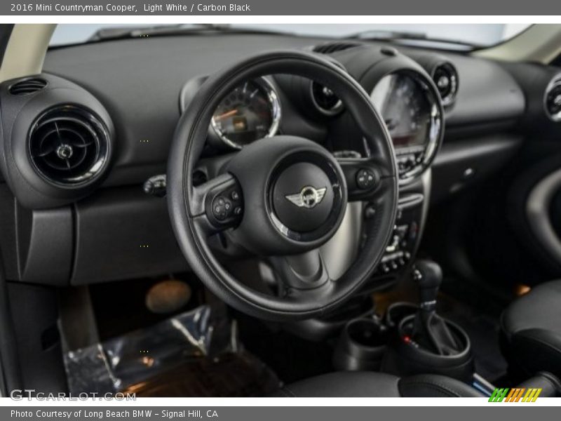 Light White / Carbon Black 2016 Mini Countryman Cooper