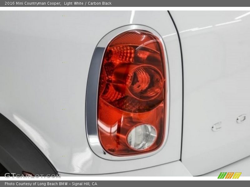 Light White / Carbon Black 2016 Mini Countryman Cooper