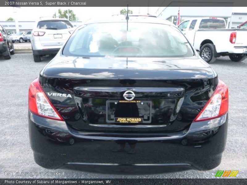 Super Black / Charcoal 2017 Nissan Versa S
