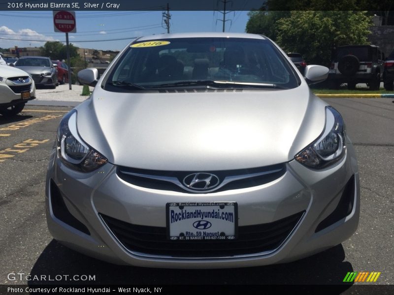 Silver / Gray 2016 Hyundai Elantra SE