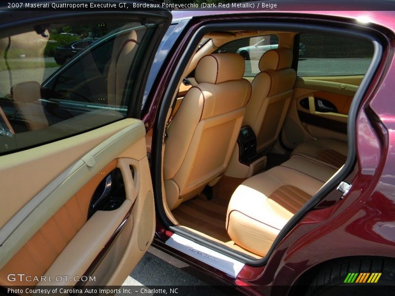 Bordeaux Pontevecchio (Dark Red Metallic) / Beige 2007 Maserati Quattroporte Executive GT