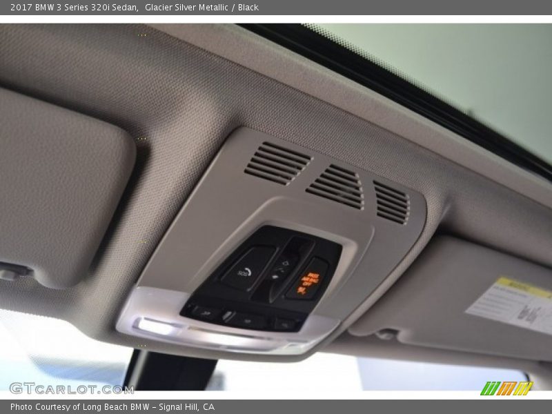 Glacier Silver Metallic / Black 2017 BMW 3 Series 320i Sedan