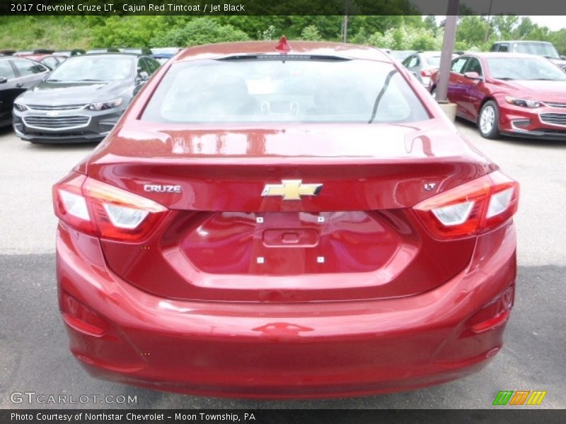 Cajun Red Tintcoat / Jet Black 2017 Chevrolet Cruze LT