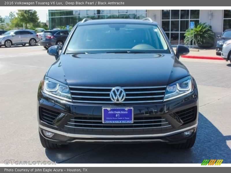 Deep Black Pearl / Black Anthracite 2016 Volkswagen Touareg V6 Lux