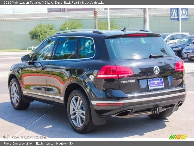 Deep Black Pearl / Black Anthracite 2016 Volkswagen Touareg V6 Lux