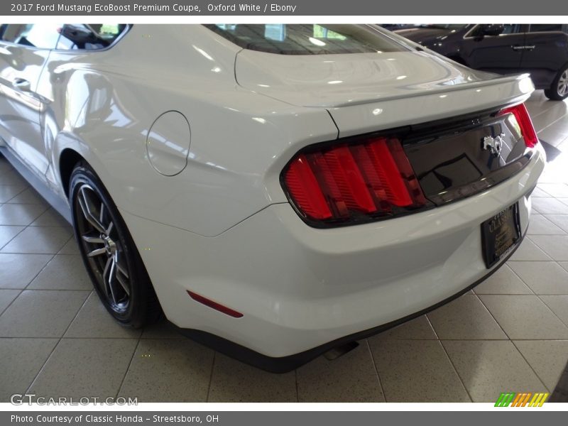 Oxford White / Ebony 2017 Ford Mustang EcoBoost Premium Coupe