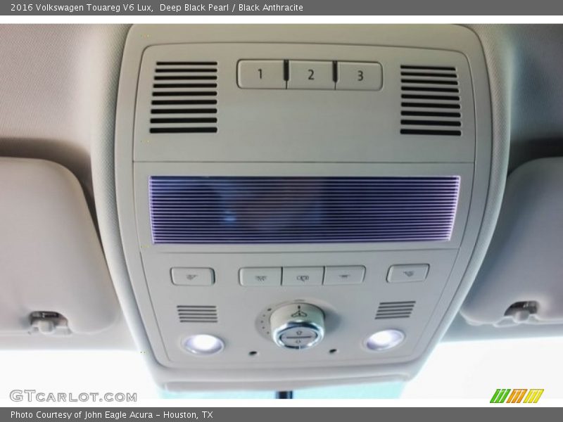 Deep Black Pearl / Black Anthracite 2016 Volkswagen Touareg V6 Lux