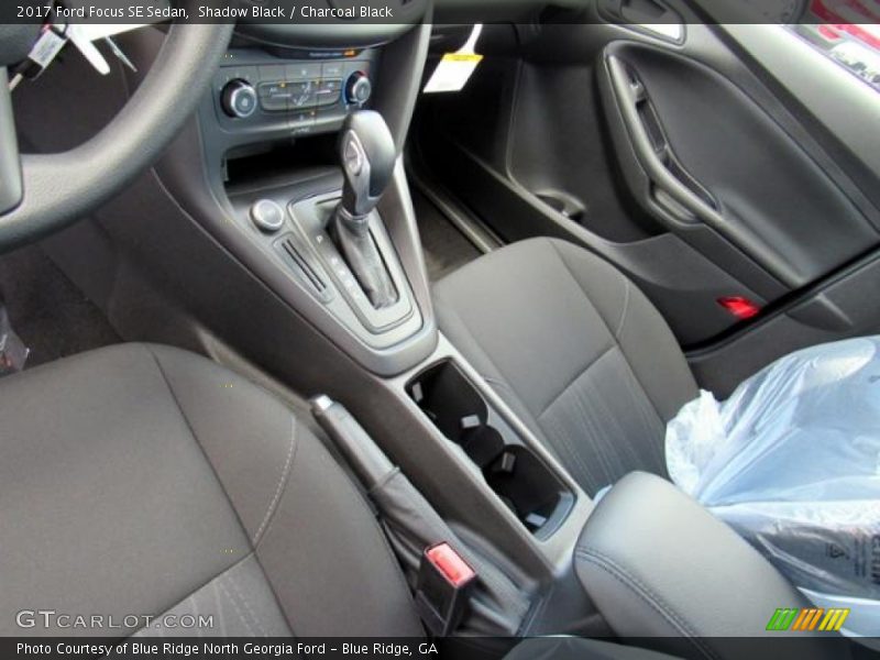Shadow Black / Charcoal Black 2017 Ford Focus SE Sedan