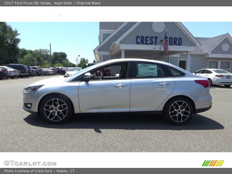 Ingot Silver / Charcoal Black 2017 Ford Focus SEL Sedan