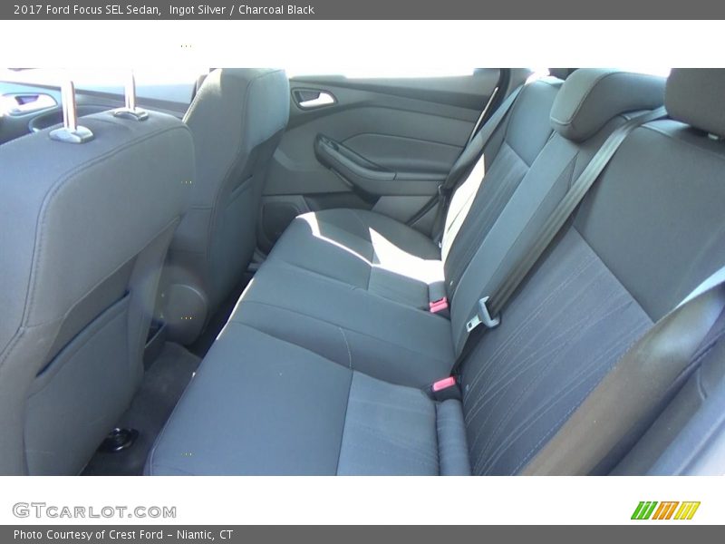 Ingot Silver / Charcoal Black 2017 Ford Focus SEL Sedan