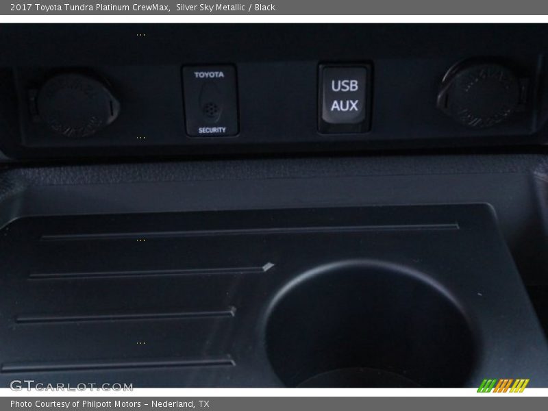 Silver Sky Metallic / Black 2017 Toyota Tundra Platinum CrewMax