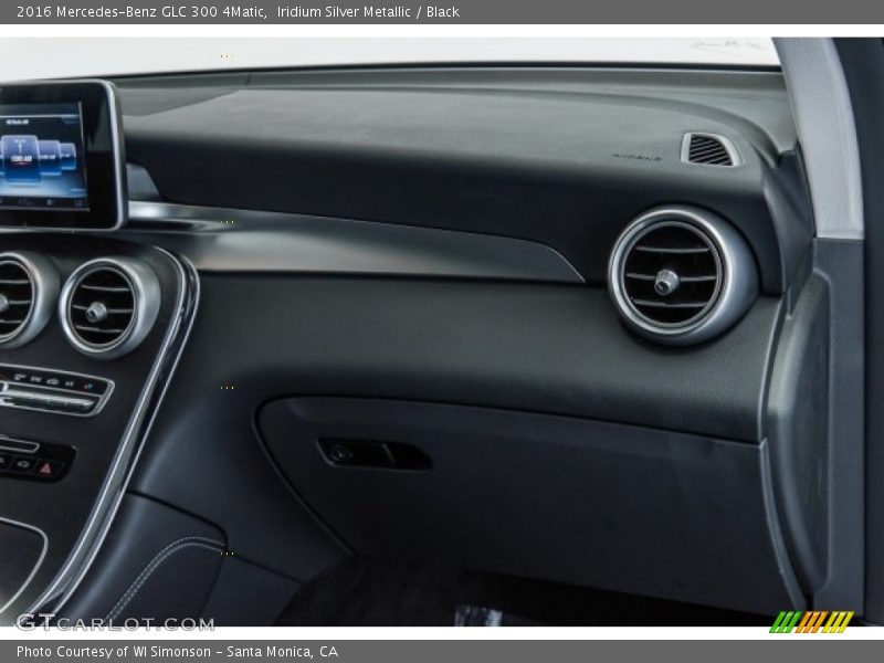 Iridium Silver Metallic / Black 2016 Mercedes-Benz GLC 300 4Matic
