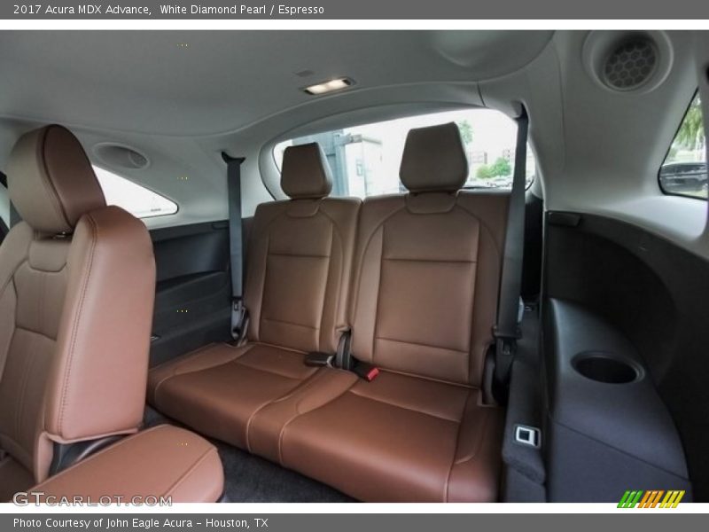 White Diamond Pearl / Espresso 2017 Acura MDX Advance