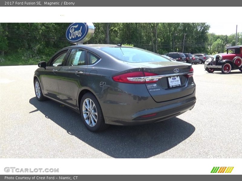 Magnetic / Ebony 2017 Ford Fusion SE