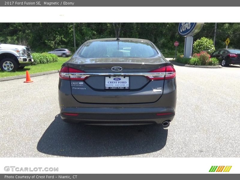 Magnetic / Ebony 2017 Ford Fusion SE