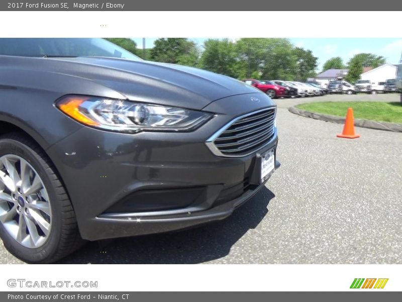 Magnetic / Ebony 2017 Ford Fusion SE