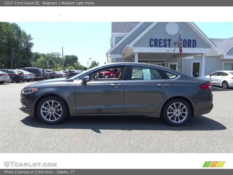 Magnetic / Medium Light Stone 2017 Ford Fusion SE
