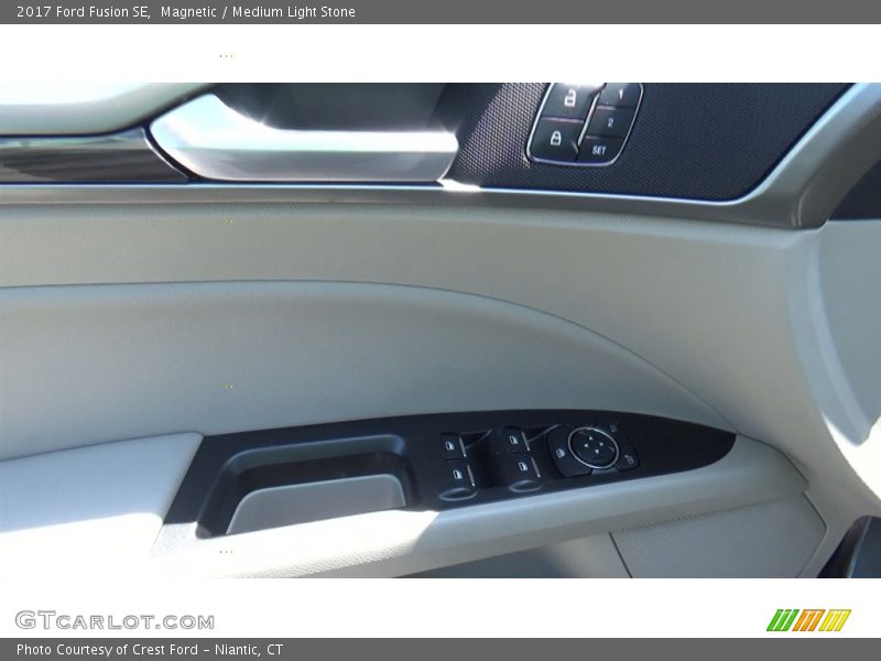 Magnetic / Medium Light Stone 2017 Ford Fusion SE
