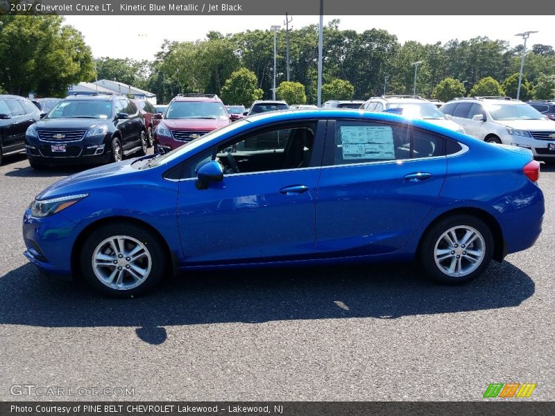 Kinetic Blue Metallic / Jet Black 2017 Chevrolet Cruze LT
