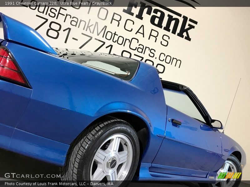 Ultra Blue Pearl / Gray/Black 1991 Chevrolet Camaro Z28
