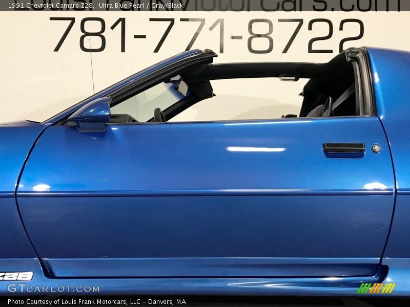 Ultra Blue Pearl / Gray/Black 1991 Chevrolet Camaro Z28