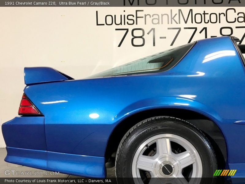 Ultra Blue Pearl / Gray/Black 1991 Chevrolet Camaro Z28