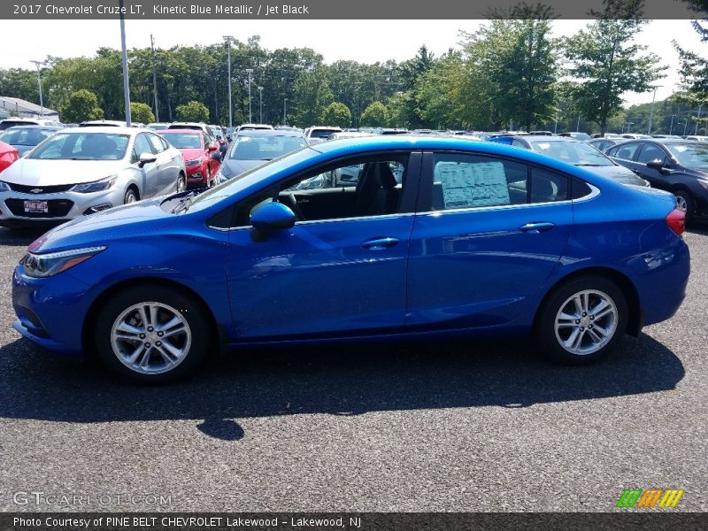Kinetic Blue Metallic / Jet Black 2017 Chevrolet Cruze LT
