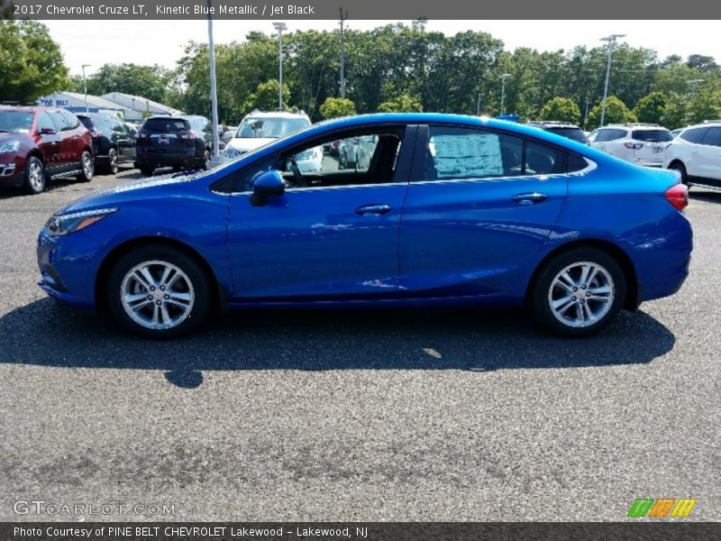 Kinetic Blue Metallic / Jet Black 2017 Chevrolet Cruze LT