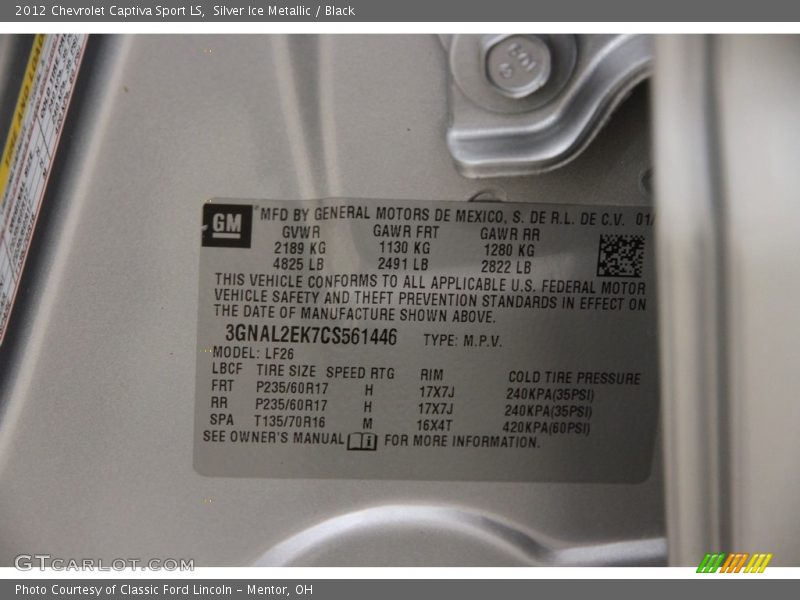 Silver Ice Metallic / Black 2012 Chevrolet Captiva Sport LS