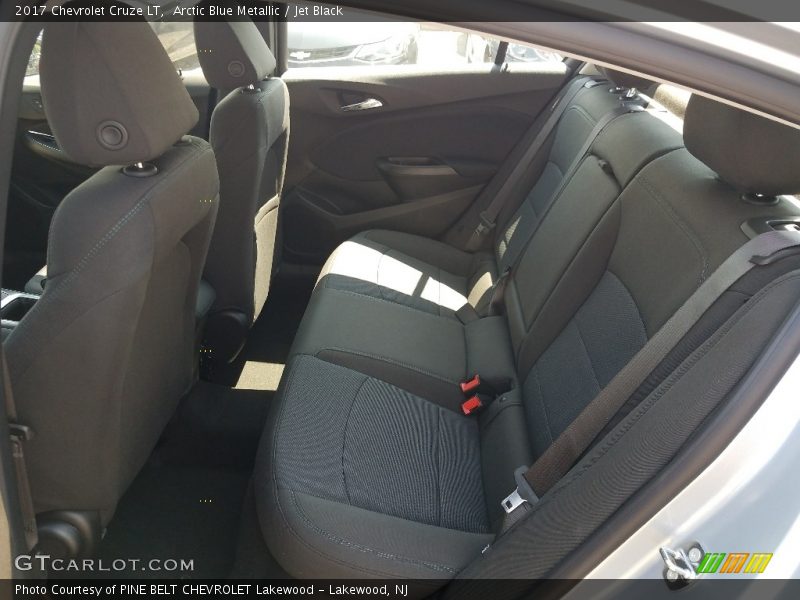 Arctic Blue Metallic / Jet Black 2017 Chevrolet Cruze LT