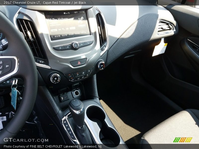Cajun Red Tintcoat / Jet Black 2017 Chevrolet Cruze LT