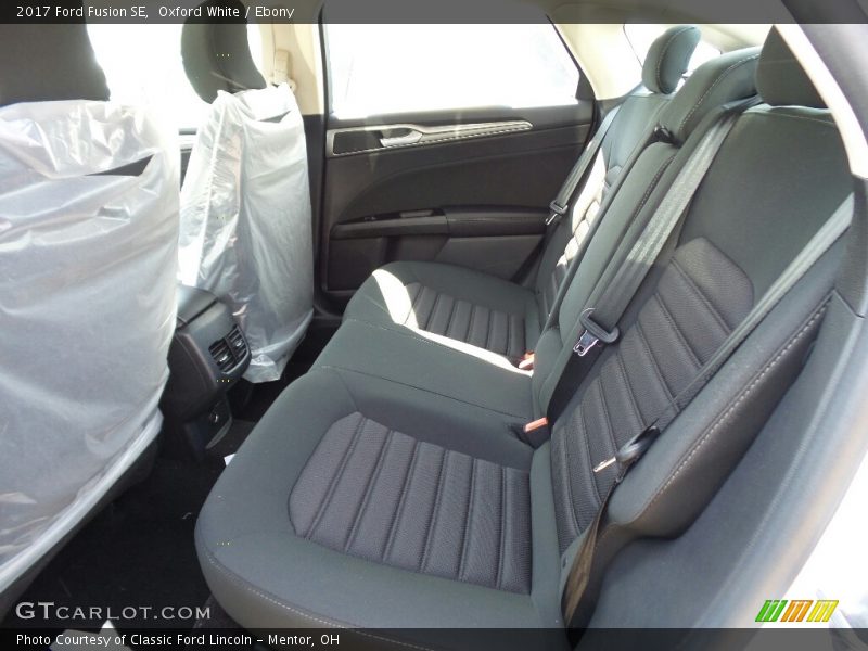 Oxford White / Ebony 2017 Ford Fusion SE