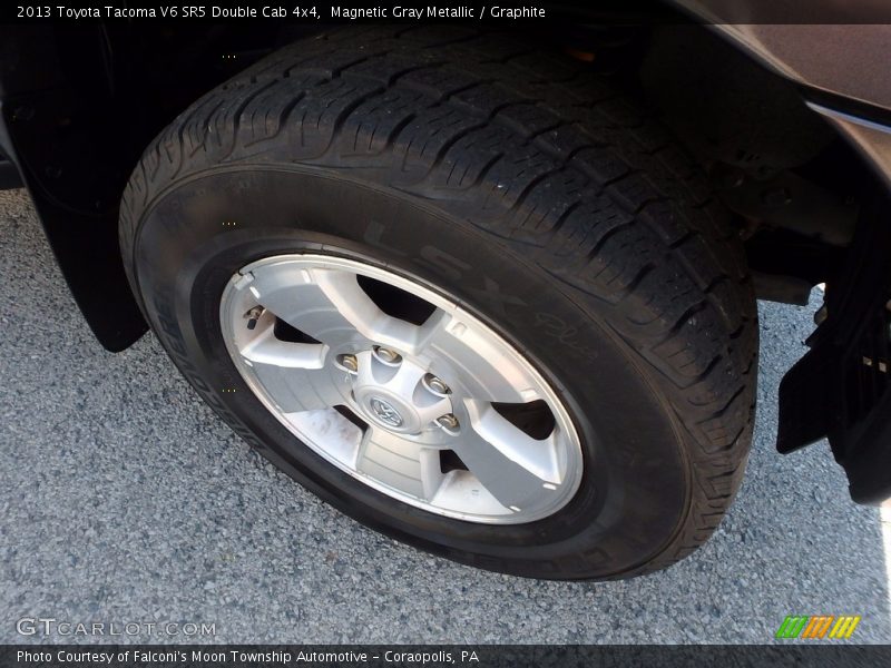 Magnetic Gray Metallic / Graphite 2013 Toyota Tacoma V6 SR5 Double Cab 4x4
