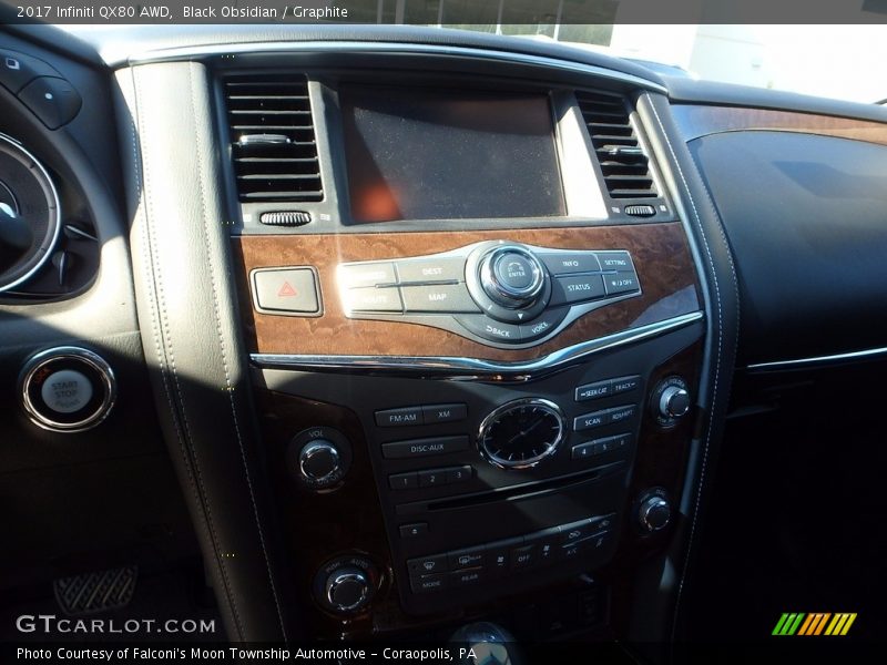 Controls of 2017 QX80 AWD