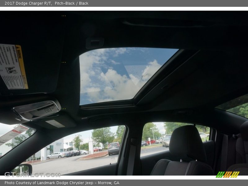 Pitch-Black / Black 2017 Dodge Charger R/T