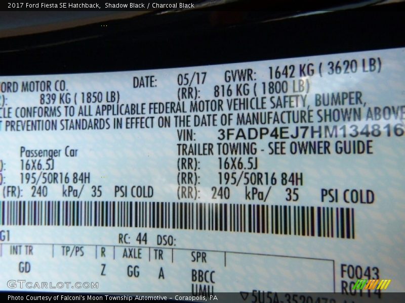 Shadow Black / Charcoal Black 2017 Ford Fiesta SE Hatchback