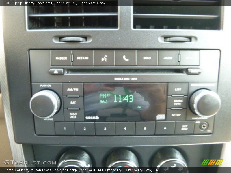 Stone White / Dark Slate Gray 2010 Jeep Liberty Sport 4x4