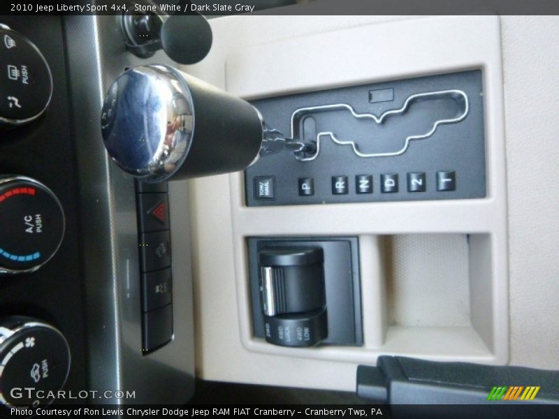 Stone White / Dark Slate Gray 2010 Jeep Liberty Sport 4x4