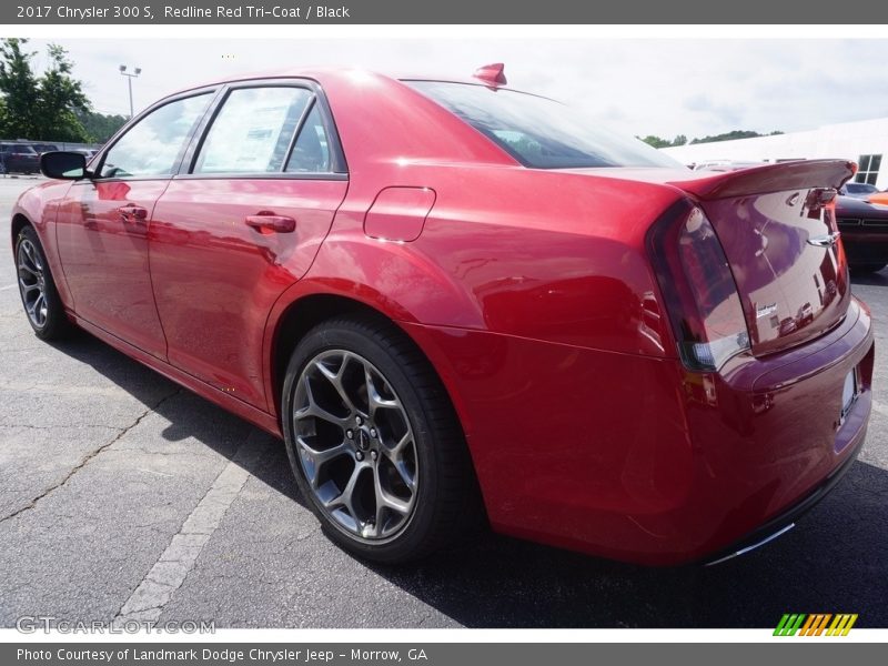 Redline Red Tri-Coat / Black 2017 Chrysler 300 S