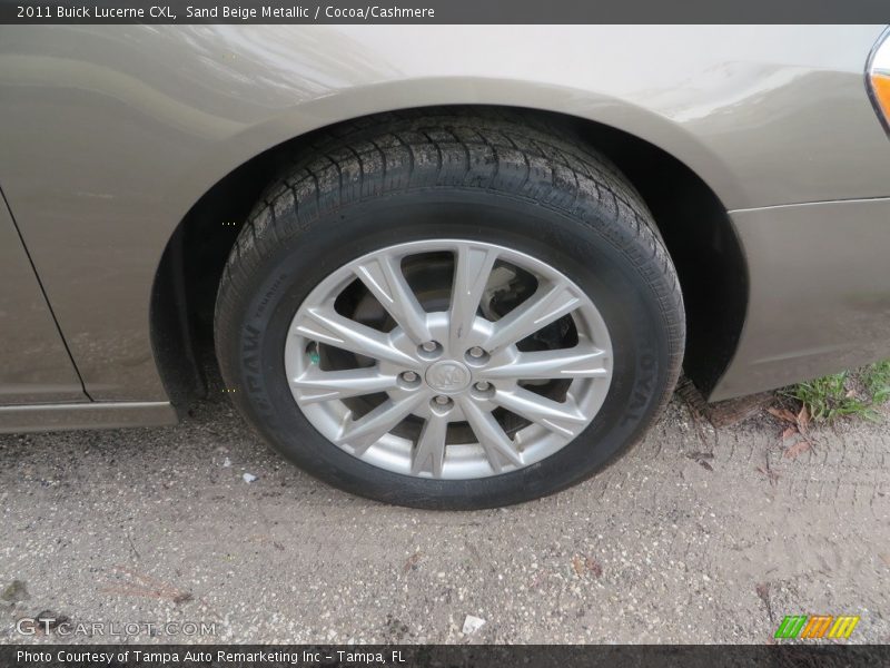 Sand Beige Metallic / Cocoa/Cashmere 2011 Buick Lucerne CXL